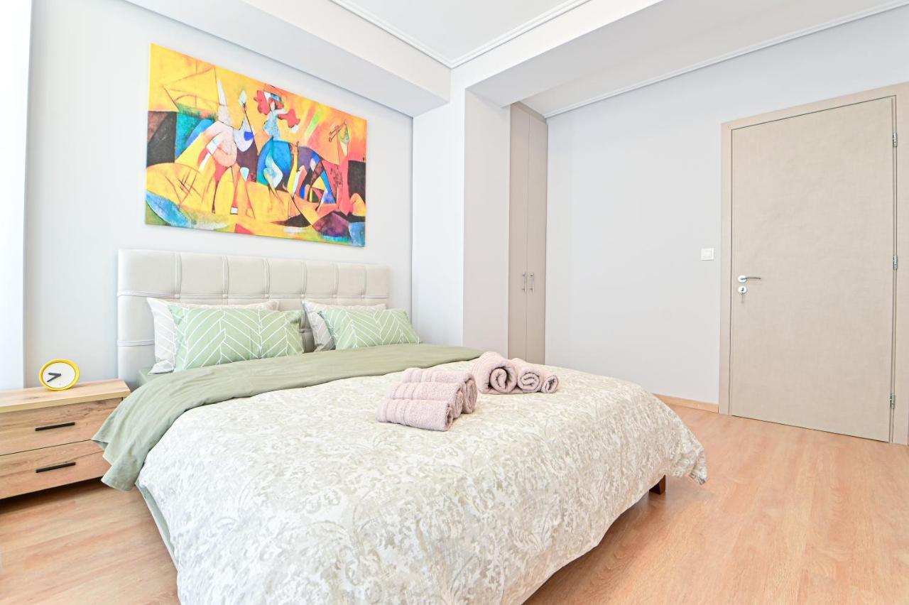 شقة Modern Flat In The Heart Of Port Of بيرايوس المظهر الخارجي الصورة