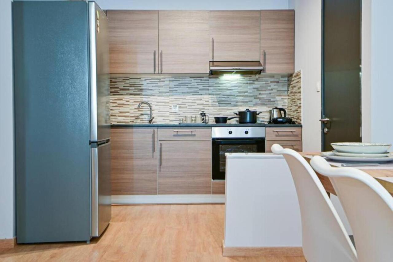 شقة Modern Flat In The Heart Of Port Of بيرايوس المظهر الخارجي الصورة